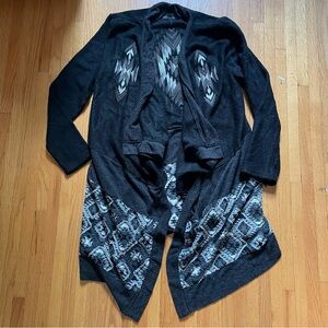 Miss Me Cardigan Sweater Large Black Embroidered Aztec Western Pockets Cowgirl